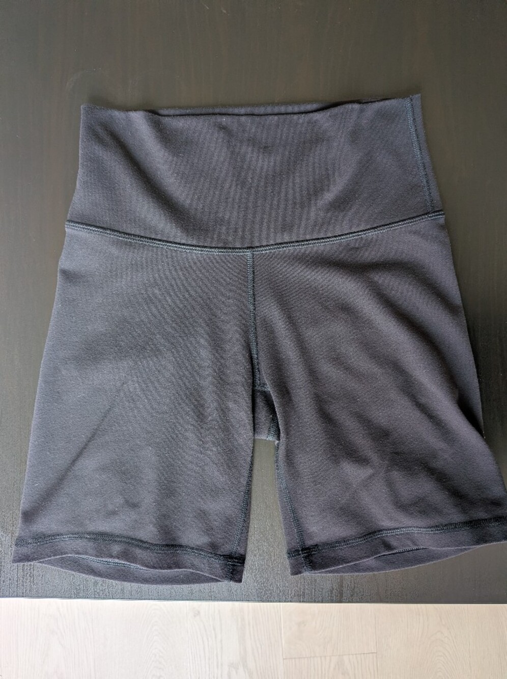 ⭐ TNA 7 Inch High-Waist Black Women's Active Bike Shorts